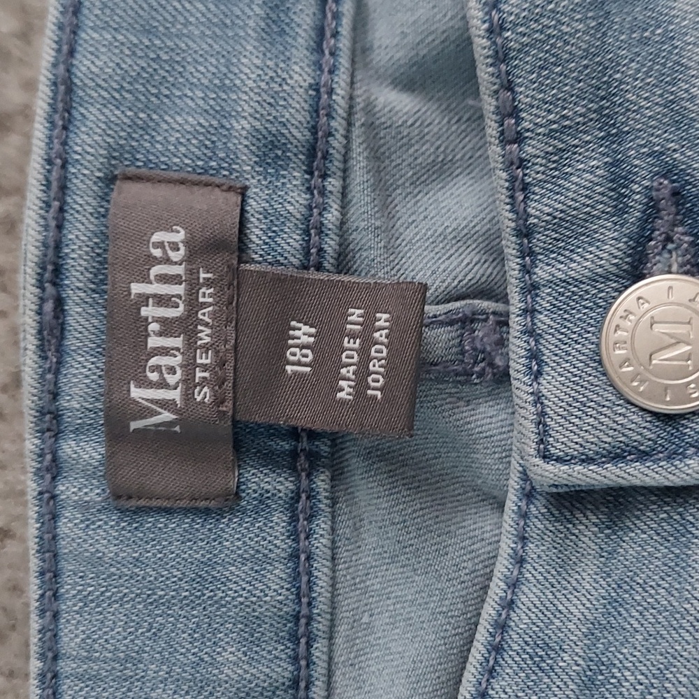 Martha Stewart Jeans - Picture 5 of 10